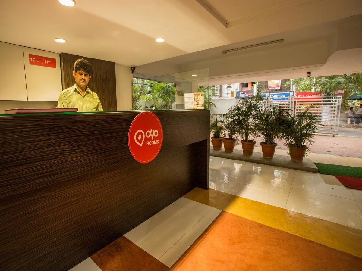 Hotel Oyo 13771 Executive Residency à Pune Extérieur photo