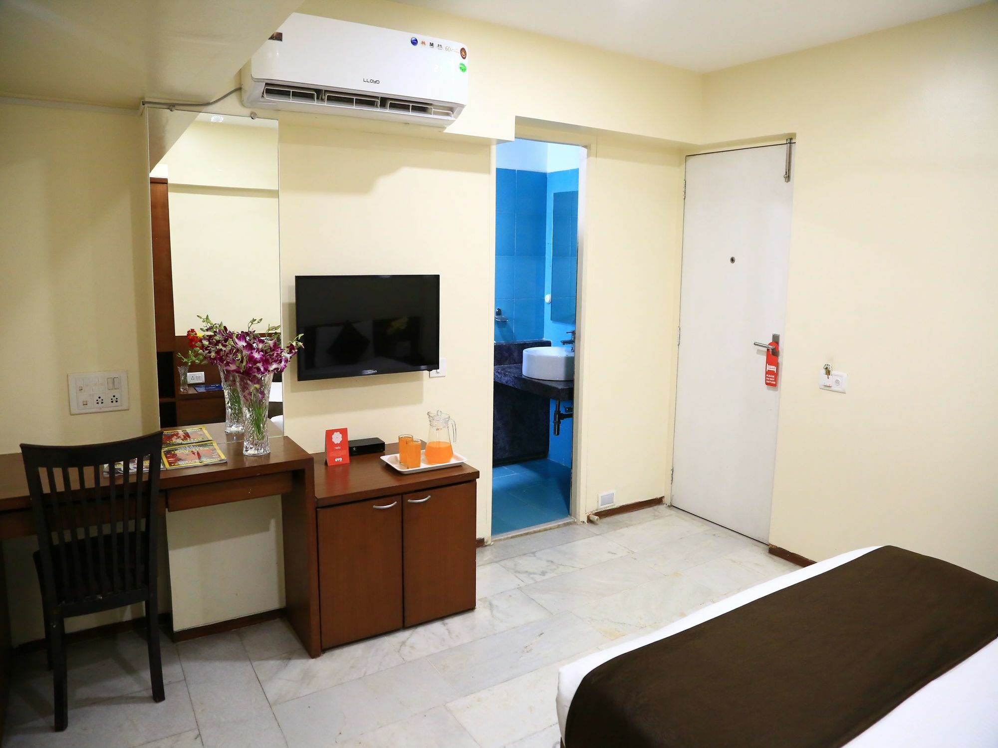 Hotel Oyo 13771 Executive Residency à Pune Extérieur photo