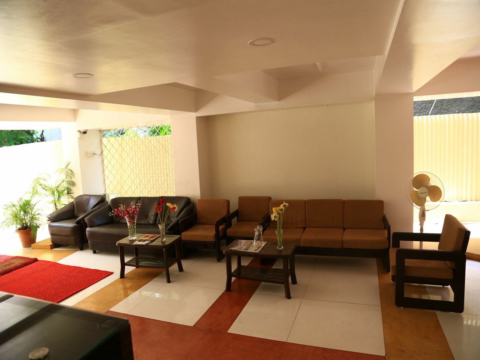 Hotel Oyo 13771 Executive Residency à Pune Extérieur photo